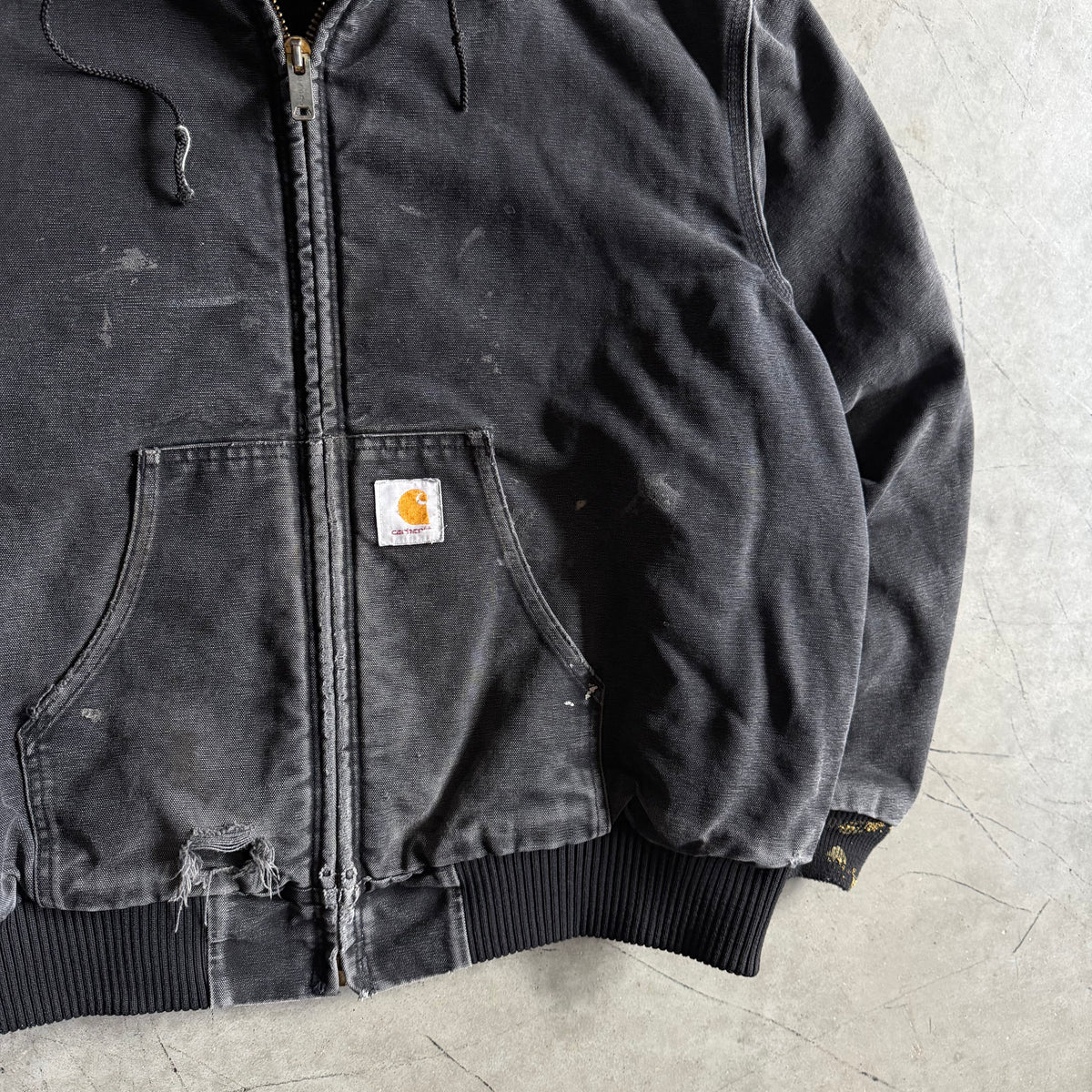 Vintage Carhartt ‘JQ1005’ Paint Splattered Black Active Jacket