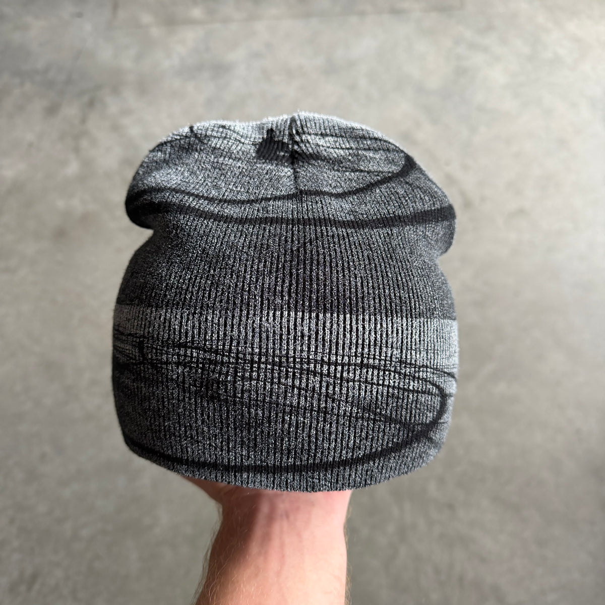 eforenything - Circles Beanie (Black)