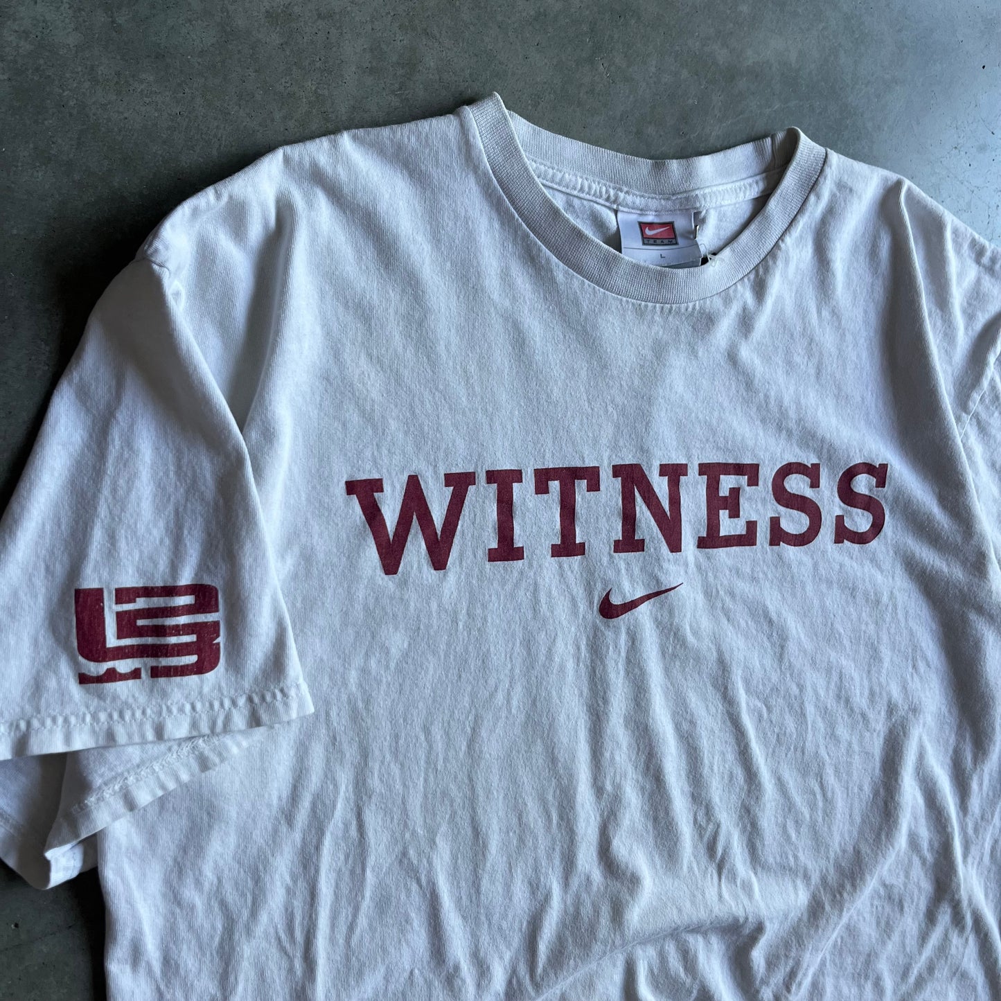 Y2K Team Nike “Witness” Lebron Spell Out & Logo Tee