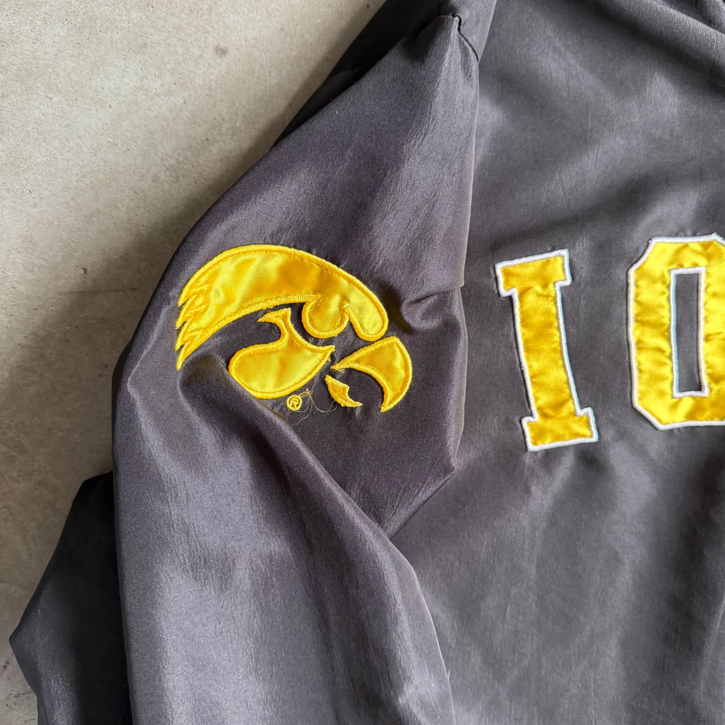 Vintage Iowa Hawkeyes Embroidered Side Zip Windbreaker