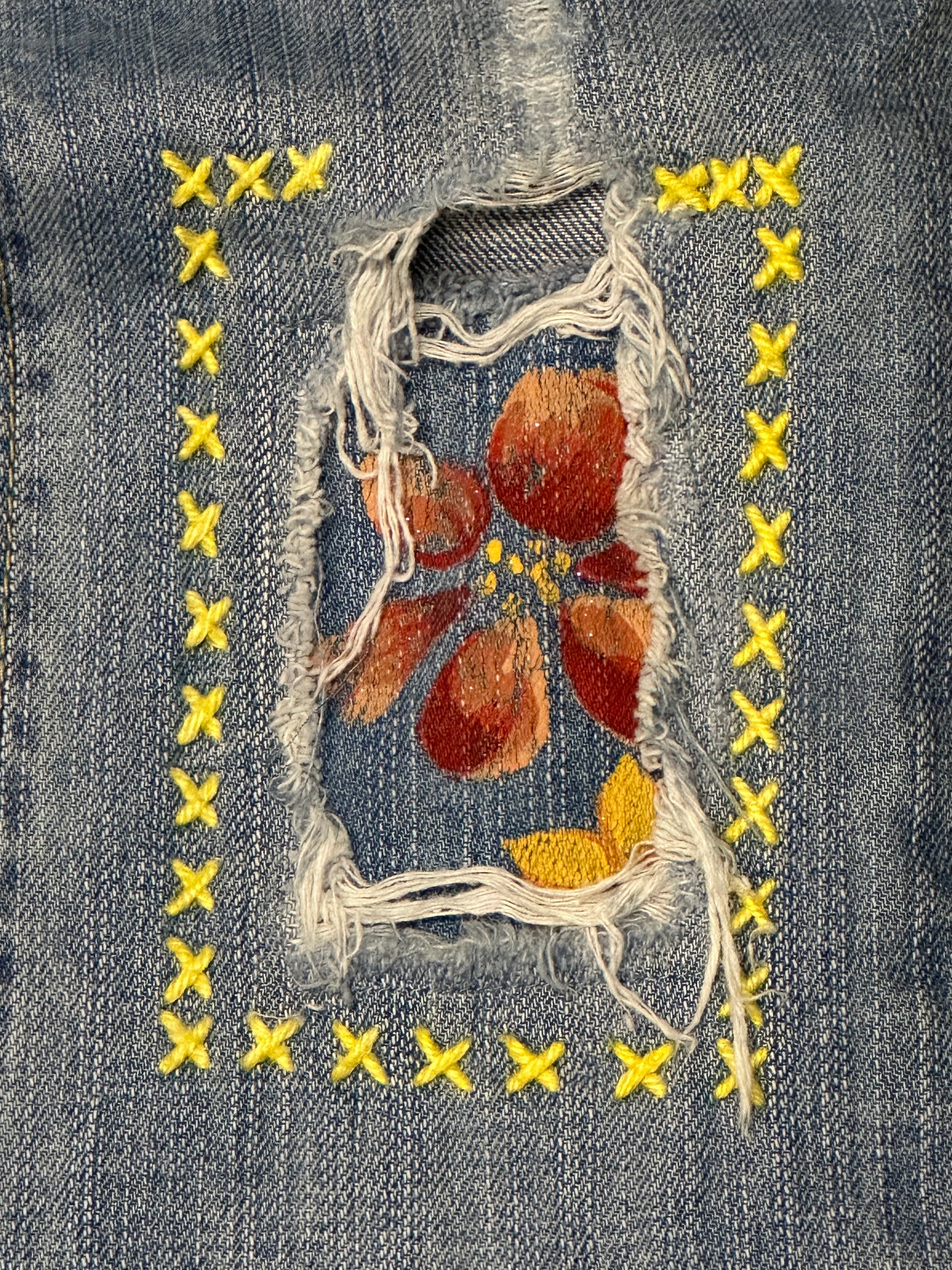 Women’s Y2K Jessica Simpson Low Rise Jeans With Pastel Lace And Sequin Details