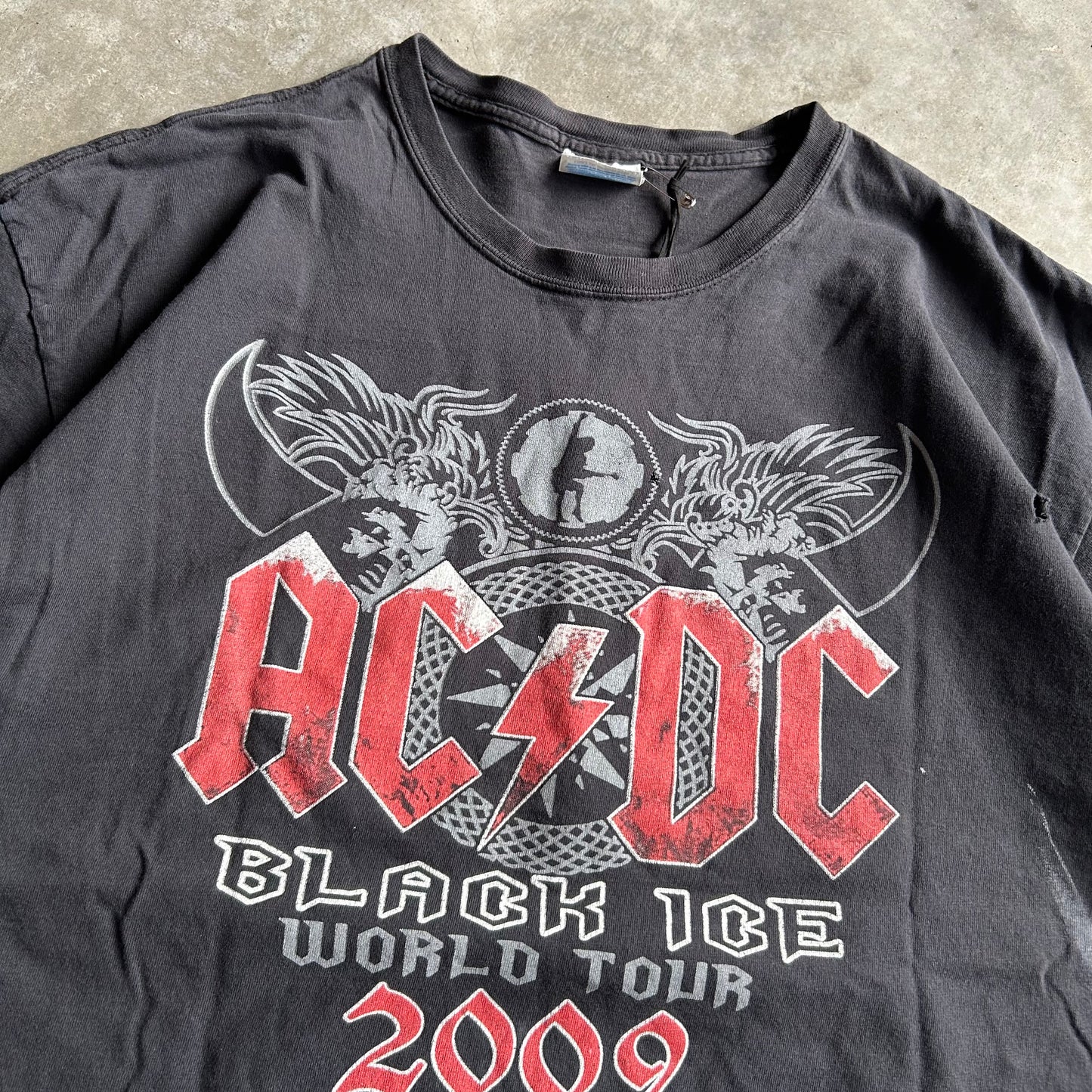Y2K AC/DC ‘09 Black Ice World Tour Tee