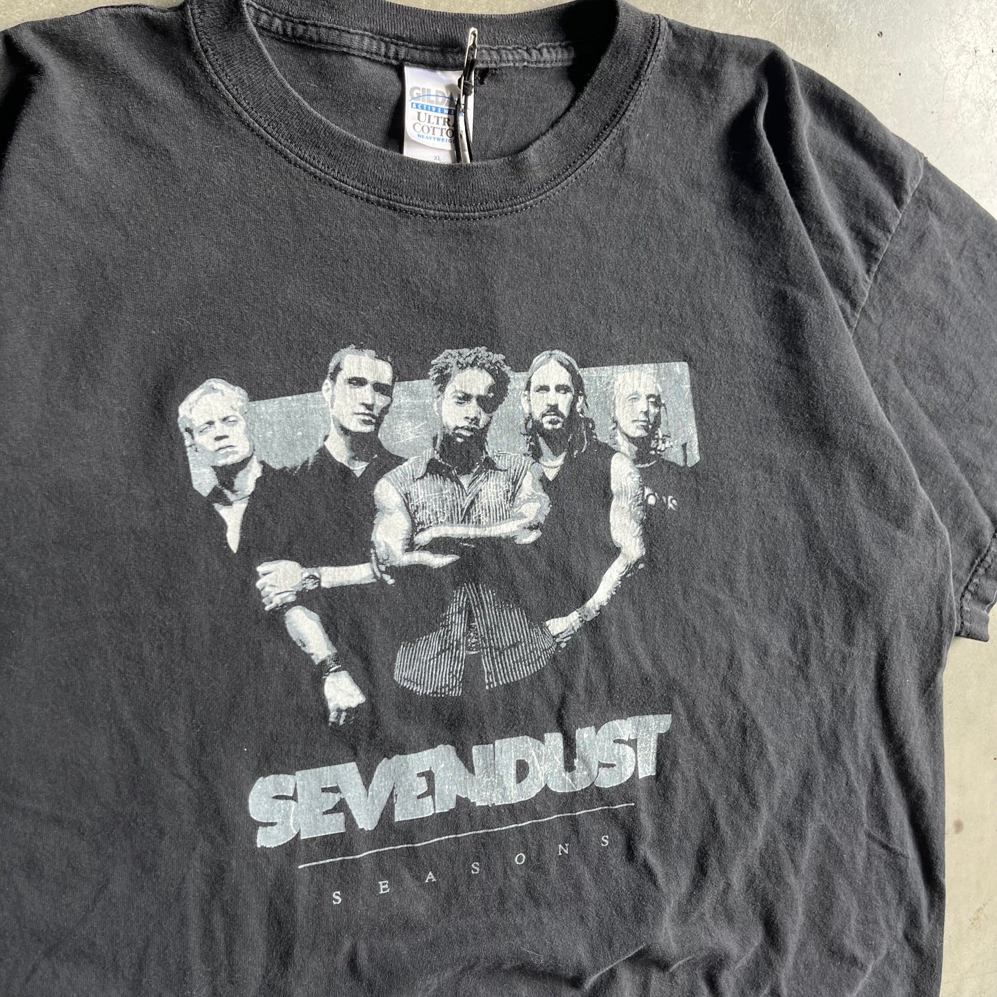 Y2K Sevendust ‘03 “Seasons” Tour Tee