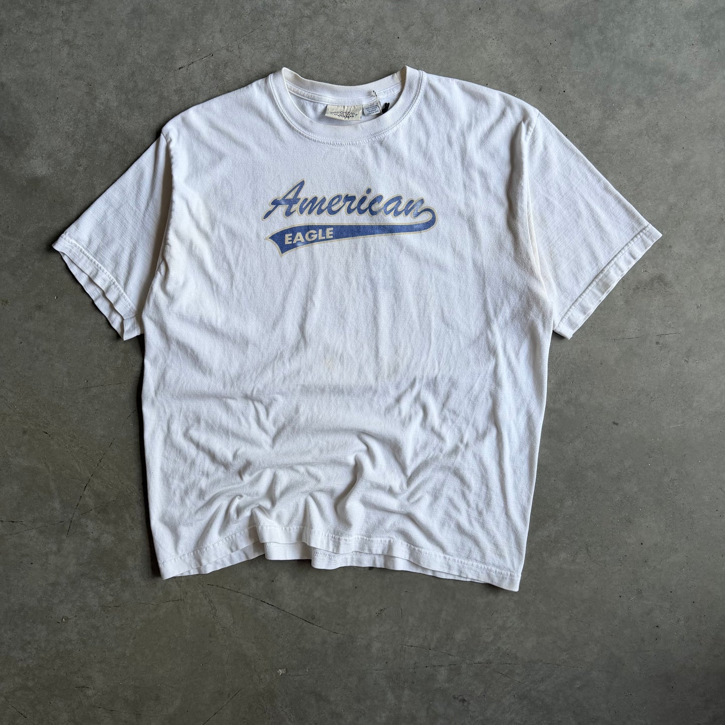 Y2K American Eagle Tail Script Logo Heather Tee