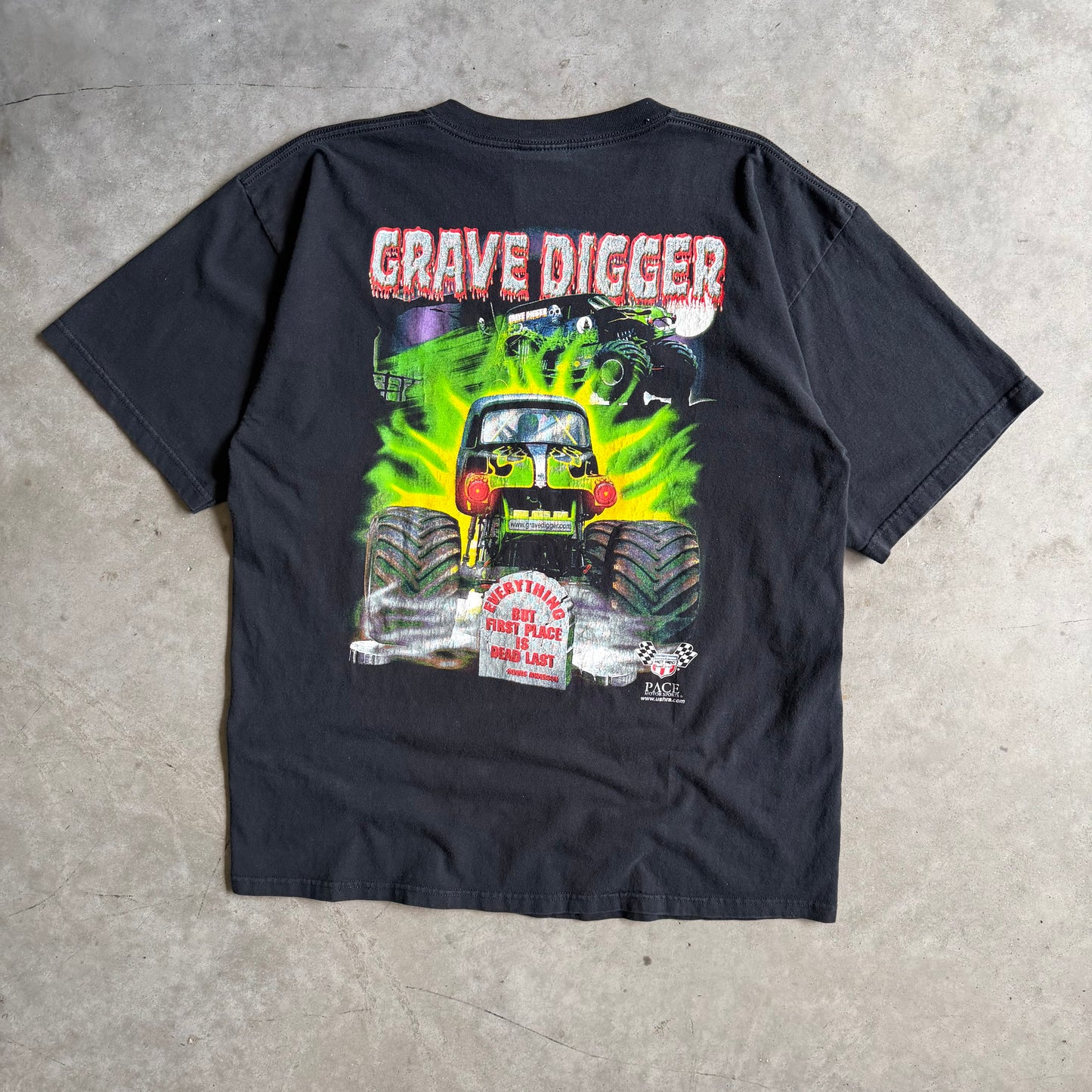 Y2K Monster Jam Grave Digger T Shirt