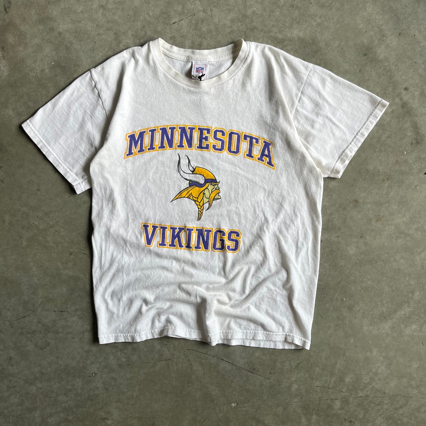 Y2K Minnesota Vikings Spell Out & Logo NFL Tee