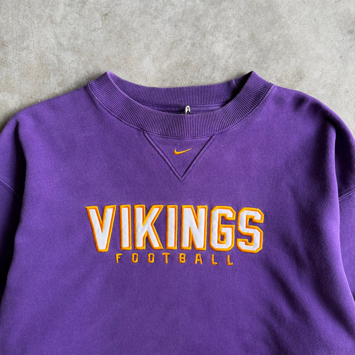 Y2K Nike Minnesota Vikings Center Spell-Out Sweatshirt