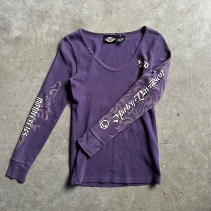 Women’s Y2K Harley Davidson Purple Thermal w/Spellout Tattoo Sleeves