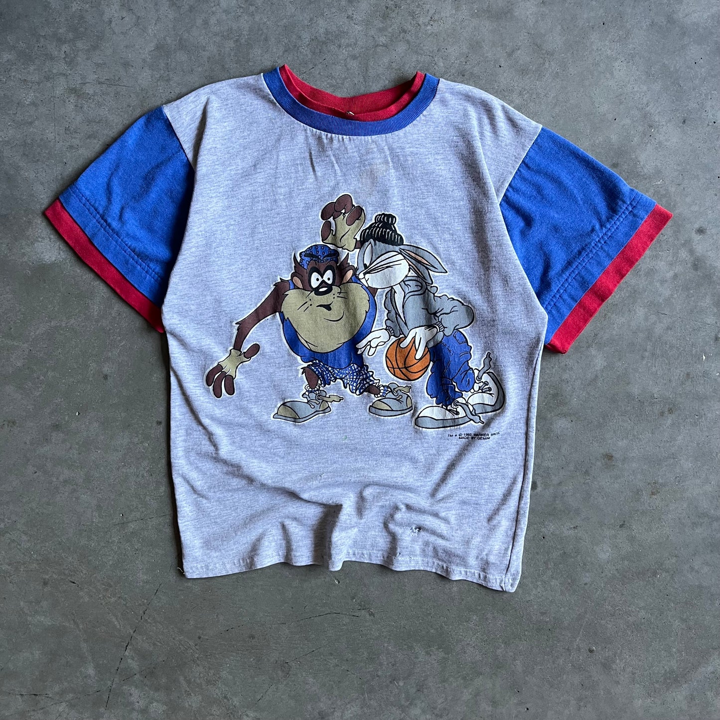 Vintage Looney Toons Urban Basketball Double Tee
