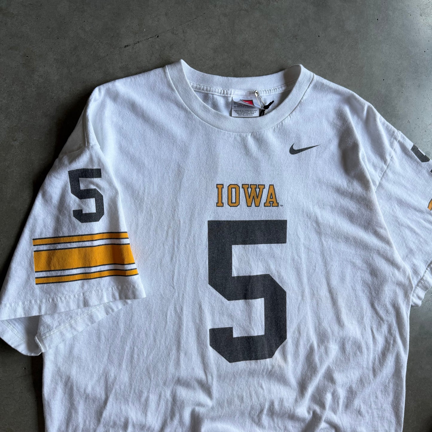 Y2K Nike Iowa Hawkeyes #5 Football Jersey Tee