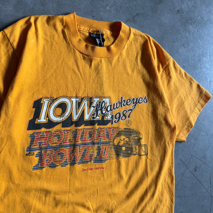 Vintage Iowa Hawkeyes 1987 Holiday Bowl Tee