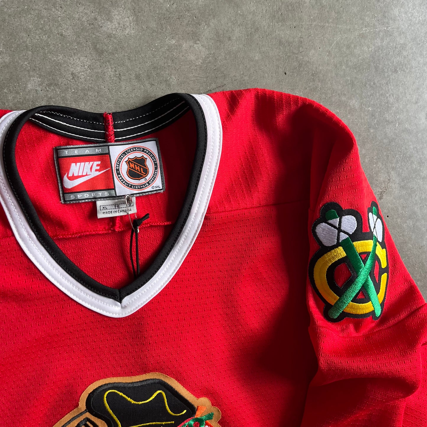 Vintage Nike Chicago Blackhawks NHL Red Hockey Jersey