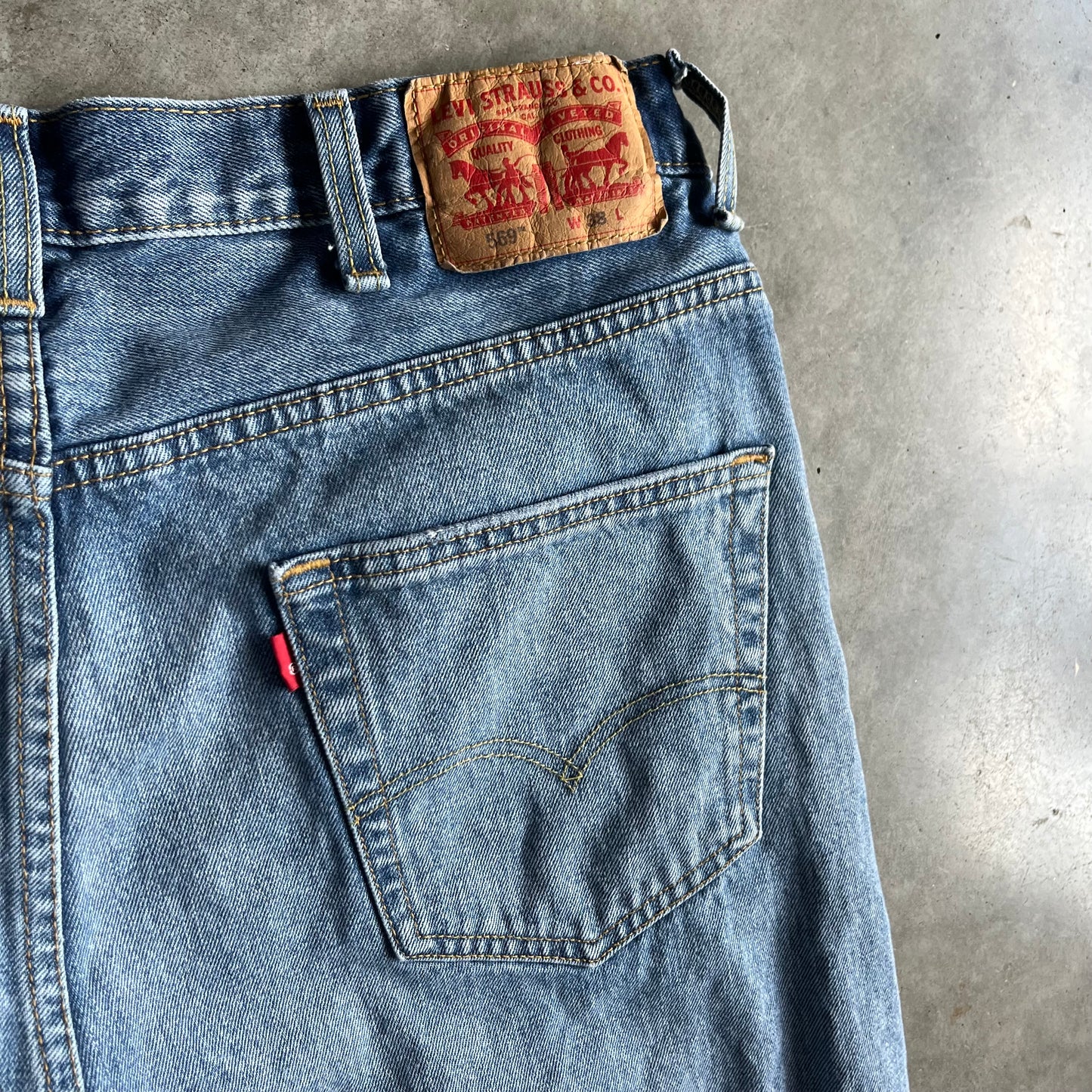 Vintage Levi’s 569 Blue Washed Jorts