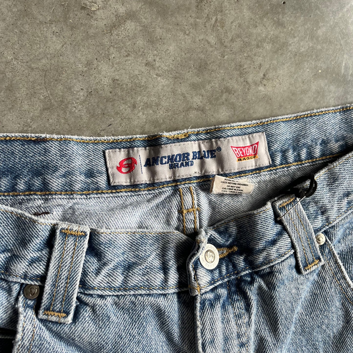 Vintage Anchor Blue Beyond Baggy Jorts