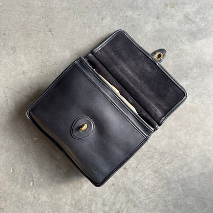 90s Coach Vintage Black Leather Willis Turnlock Bag