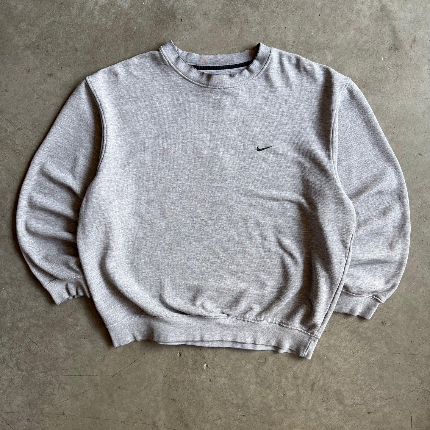 Y2K Nike Small Swoosh Gray Sweatshirt