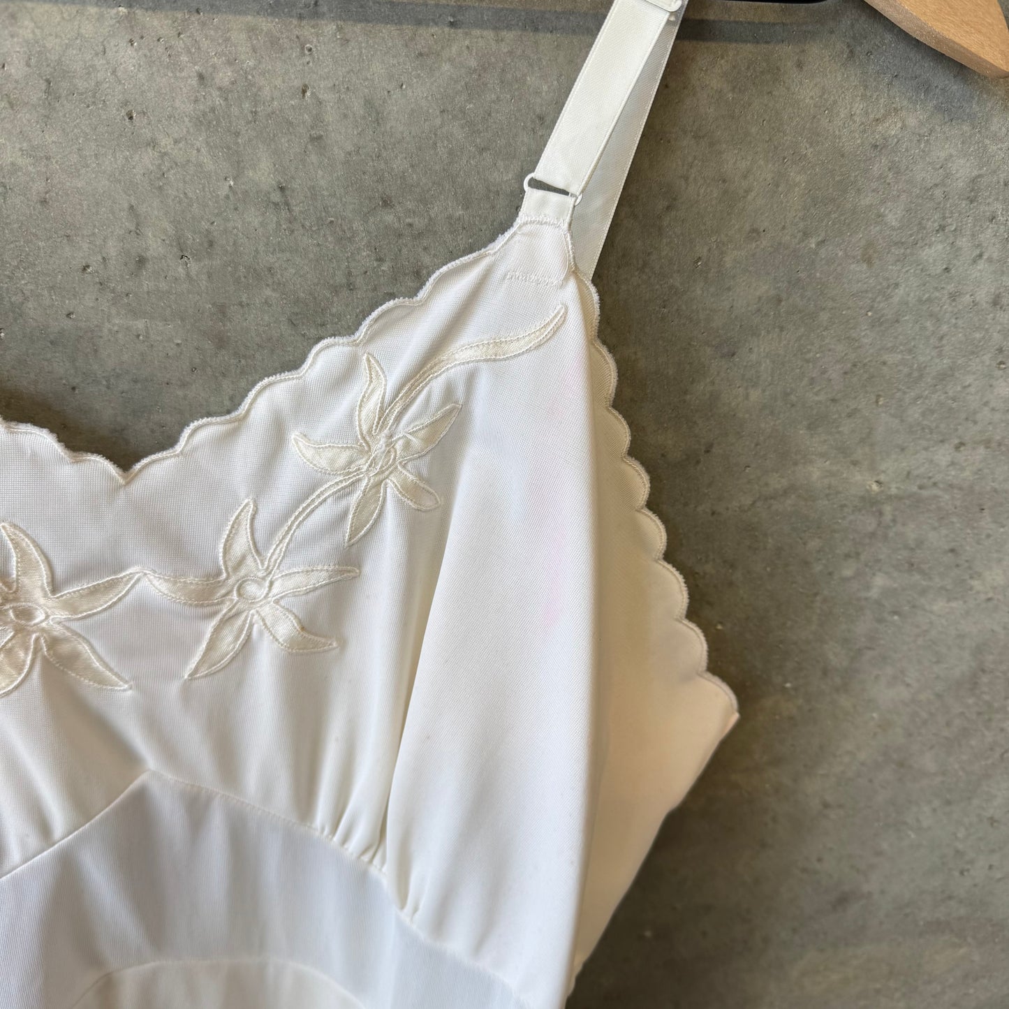 Women’s Vintage White Dainty Slip