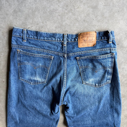 Y2K Levi’s 505 Regular Fit Blue Jeans