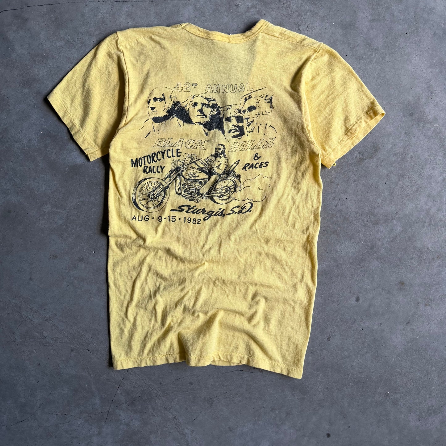 Vintage 80s Harley Davidson Deep V Eagle Yellow Sturgis T Shirt
