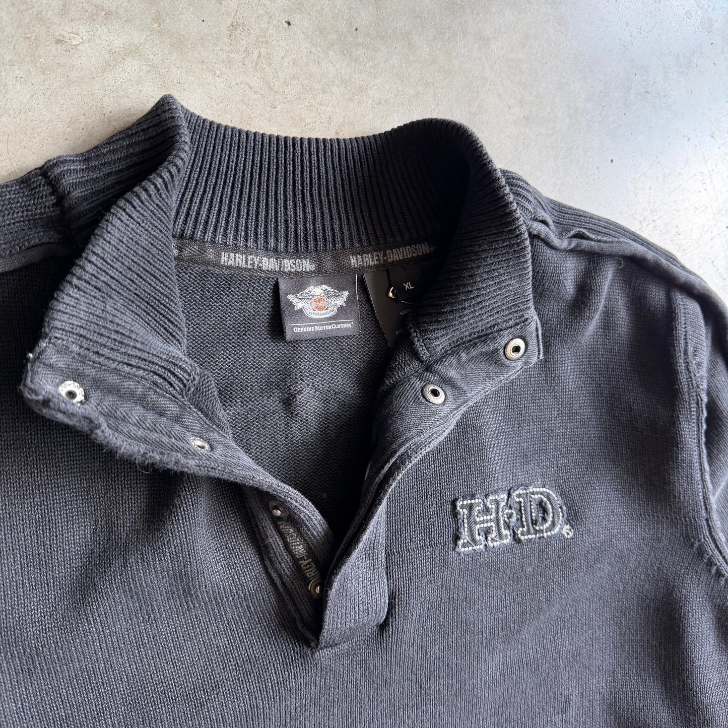 Y2K Harley Davidson Winged Logo Quarter Button Sweatshirt