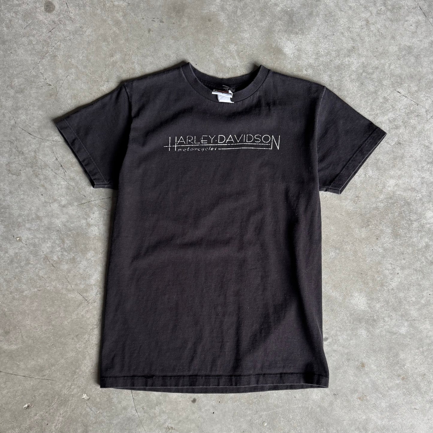 Women’s Y2K Harley Davidson Black White Spellout T Shirt