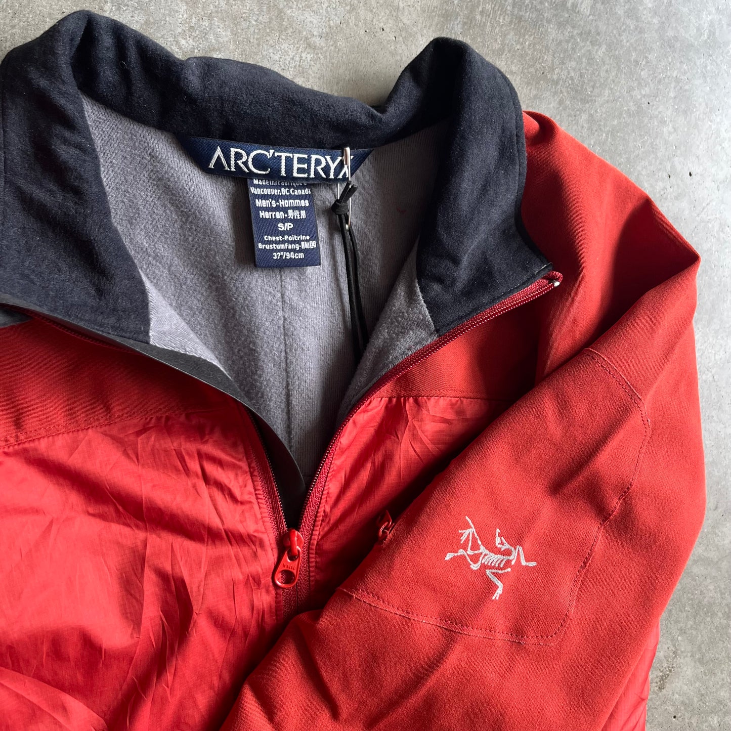 Arc’Teryx insulated Clay Windbreaker