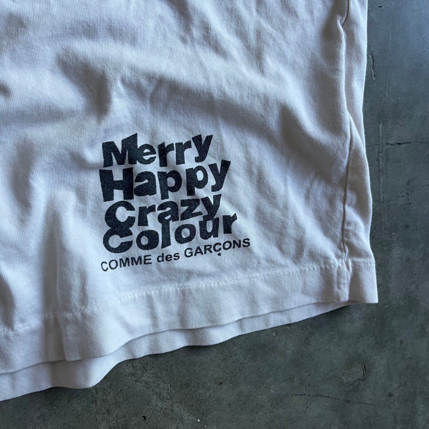 COMME des GARÇONS PLAY Merry Happy Crazy Colour Lips Tee