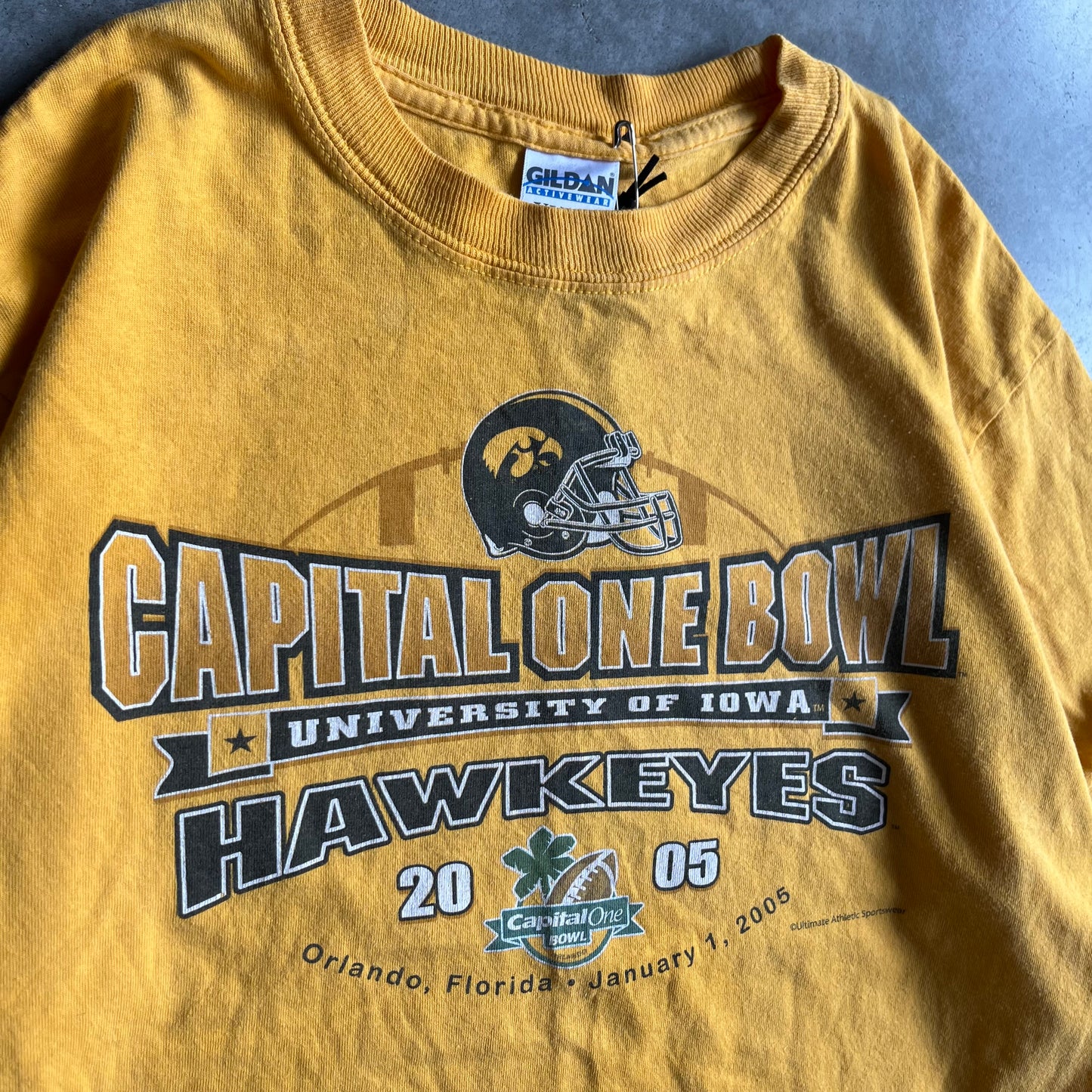 Y2K Iowa Hawkeyes ‘05 Capital One Bowl L/S