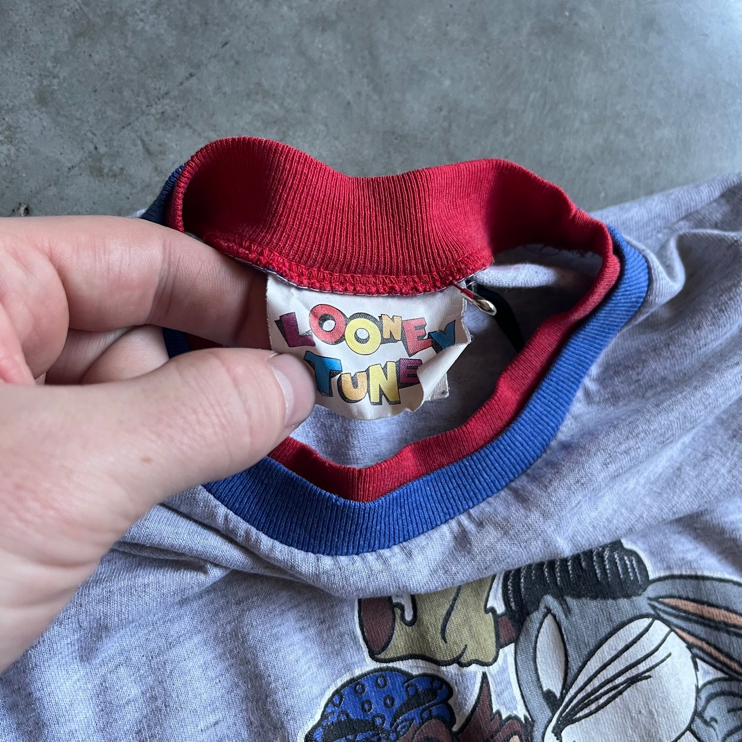 Vintage Looney Toons Urban Basketball Double Tee