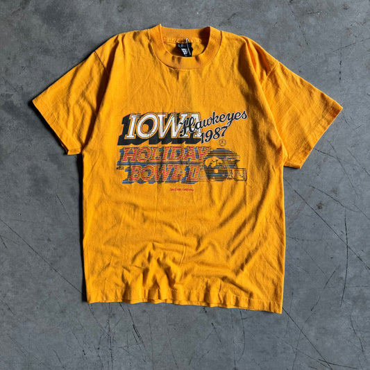 Vintage Iowa Hawkeyes 1987 Holiday Bowl Tee