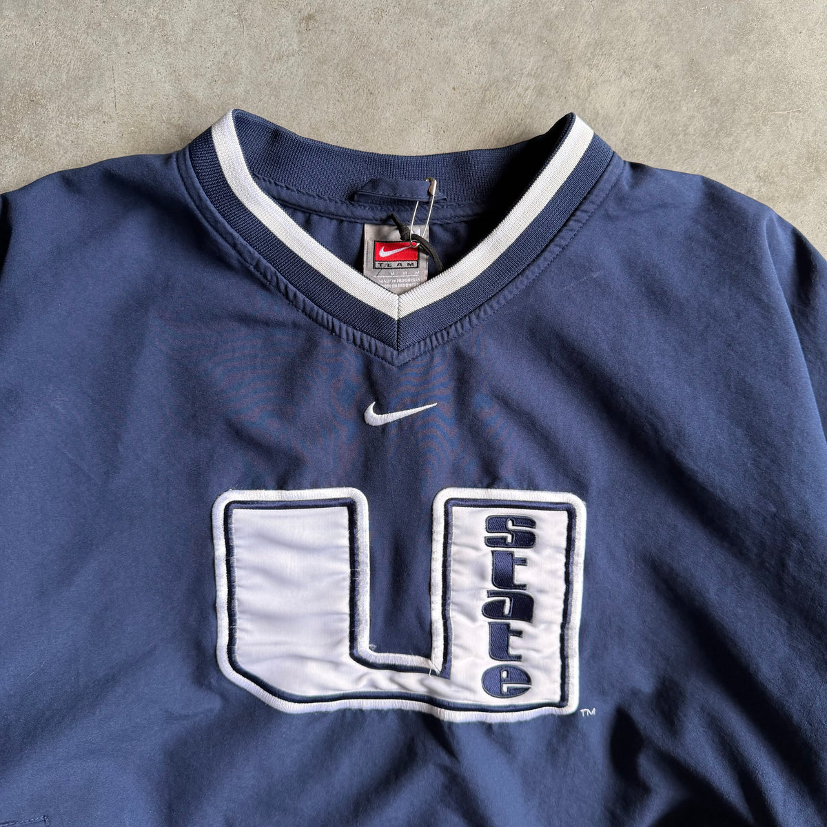 Y2K Nike Utah State Aggies Embroidered Logo Pull-Over