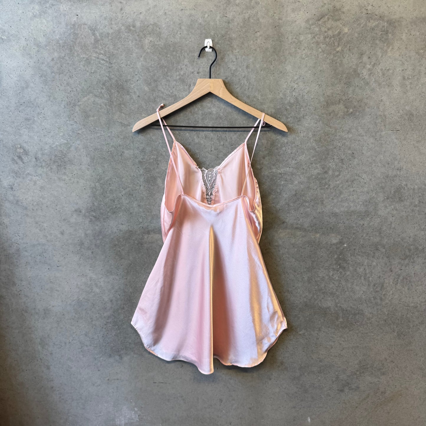 Women’s Vintage Pink Lace Slip