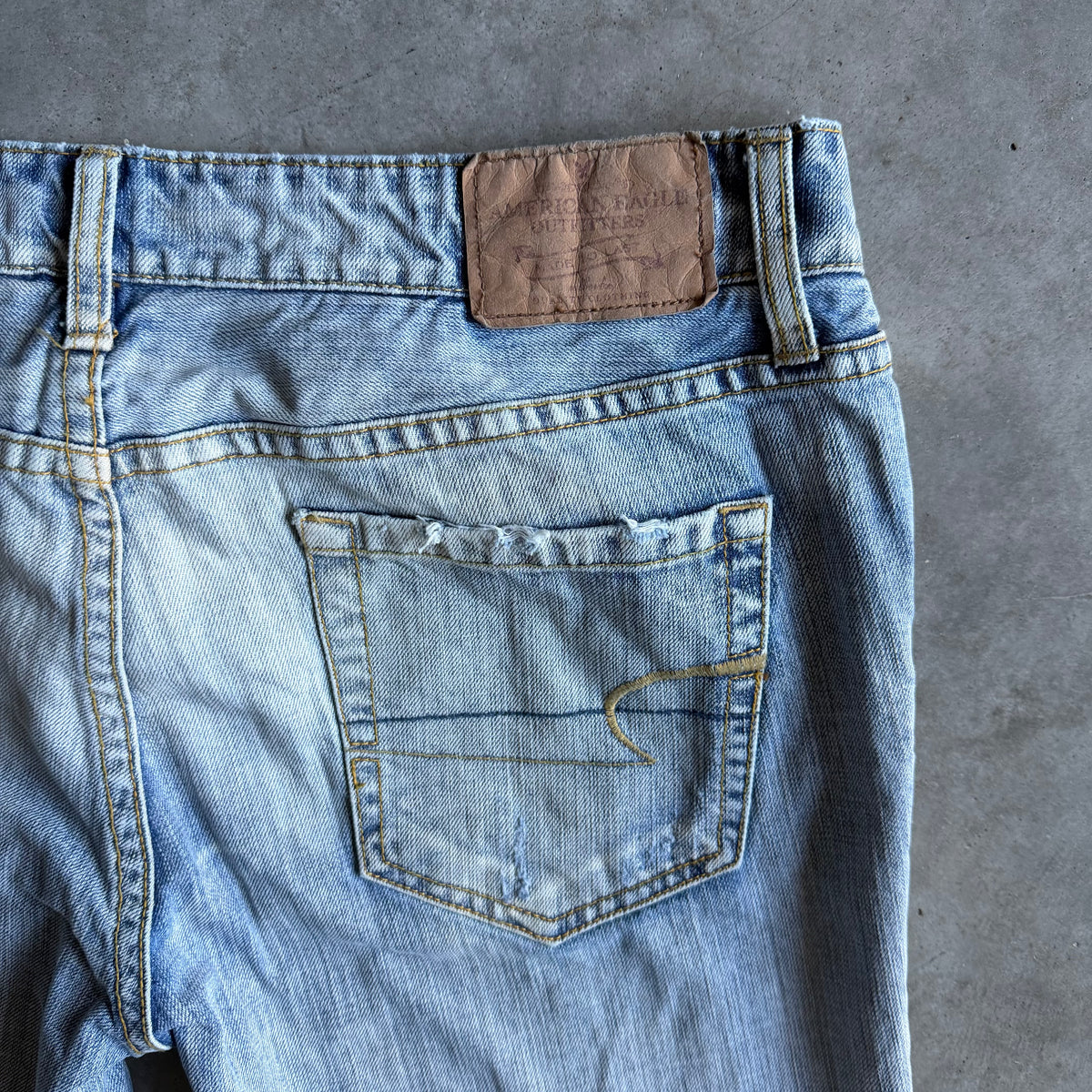 Vintage American Eagle Light Washed Flared Jeans
