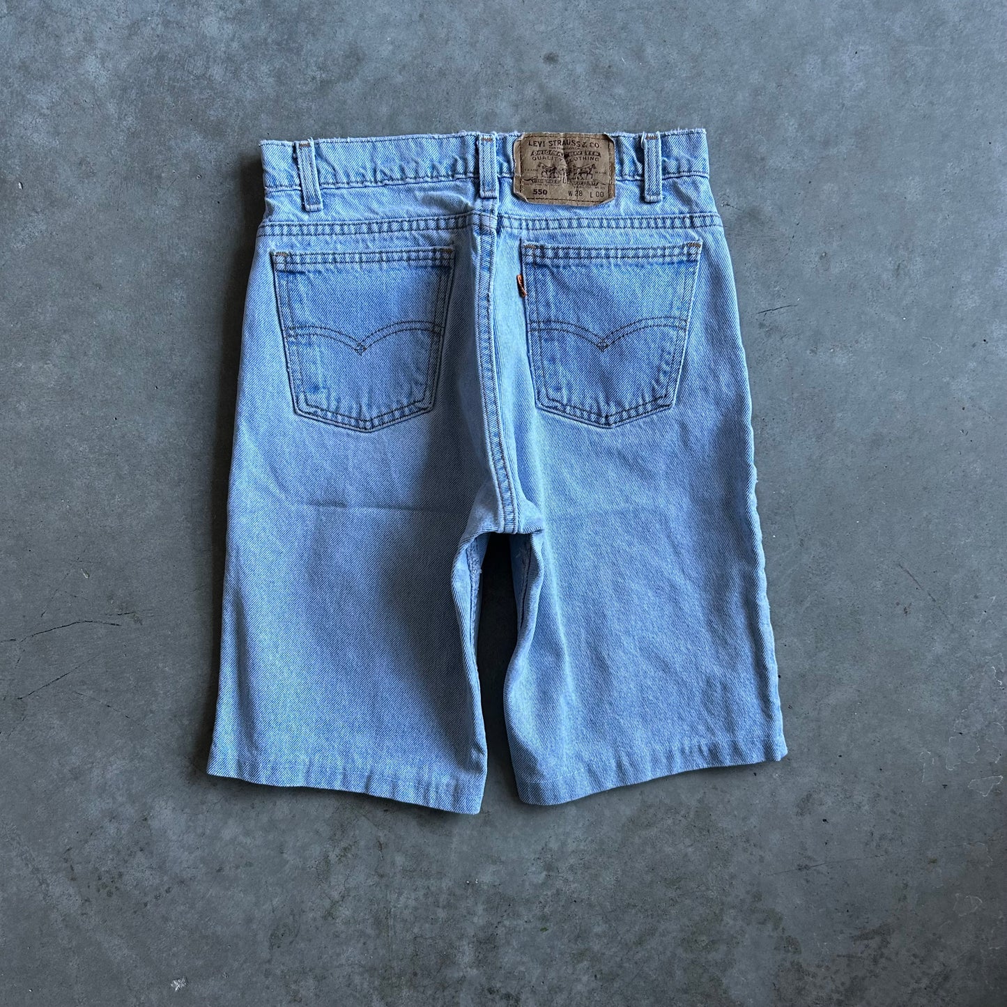 Y2K Levi’s Light Wash 550 Jorts