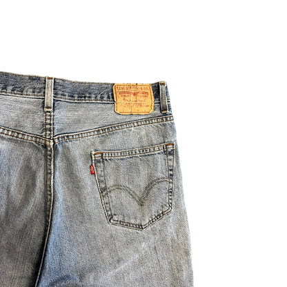 Y2K Levi’s 505 Distressed Lightwash Jean Shorts