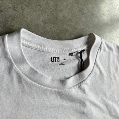 Kaws Uniqlo World In Your Hands Tee