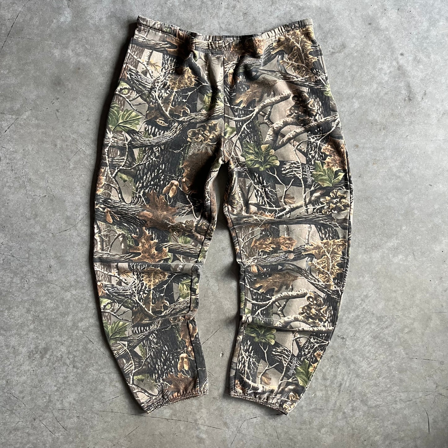 Vintage Cabela’s Camo Sweatpants