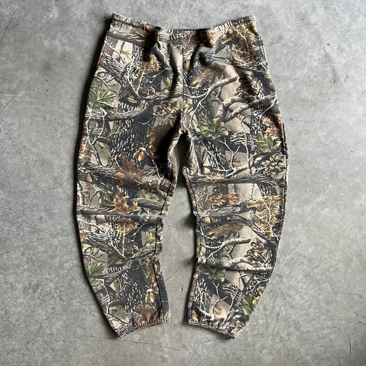 Vintage Cabela’s Camo Sweatpants