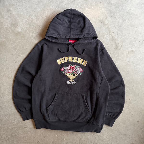 Supreme FW17 Center Piece Hoodie Black