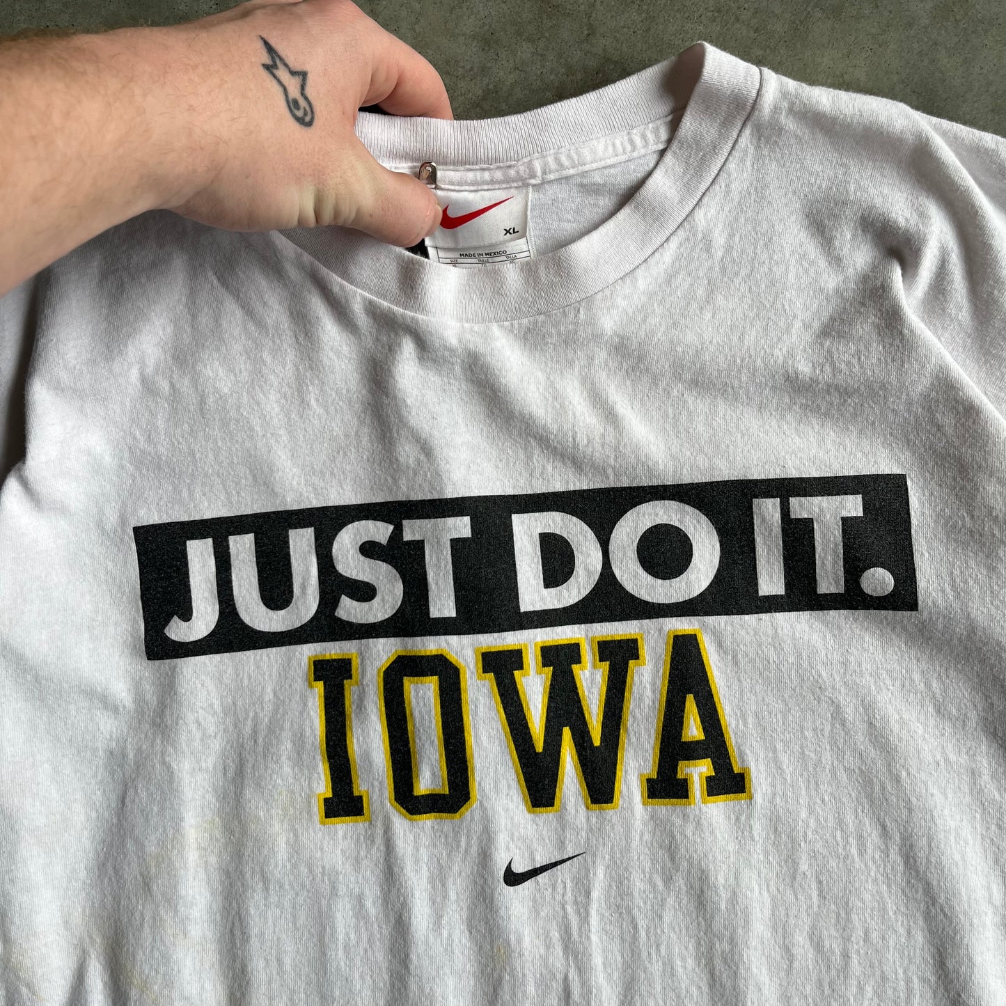 Vintage Nike Iowa Hawkeyes Just Do It Spellout Tee