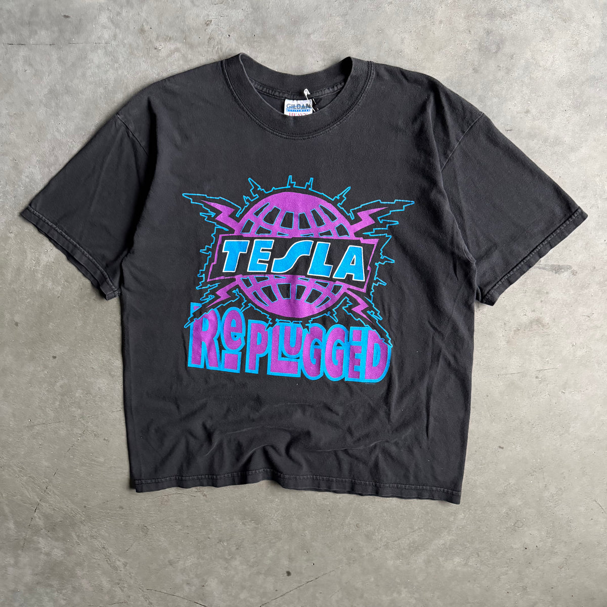 Vintage Tesla Replugged Band T Shirt