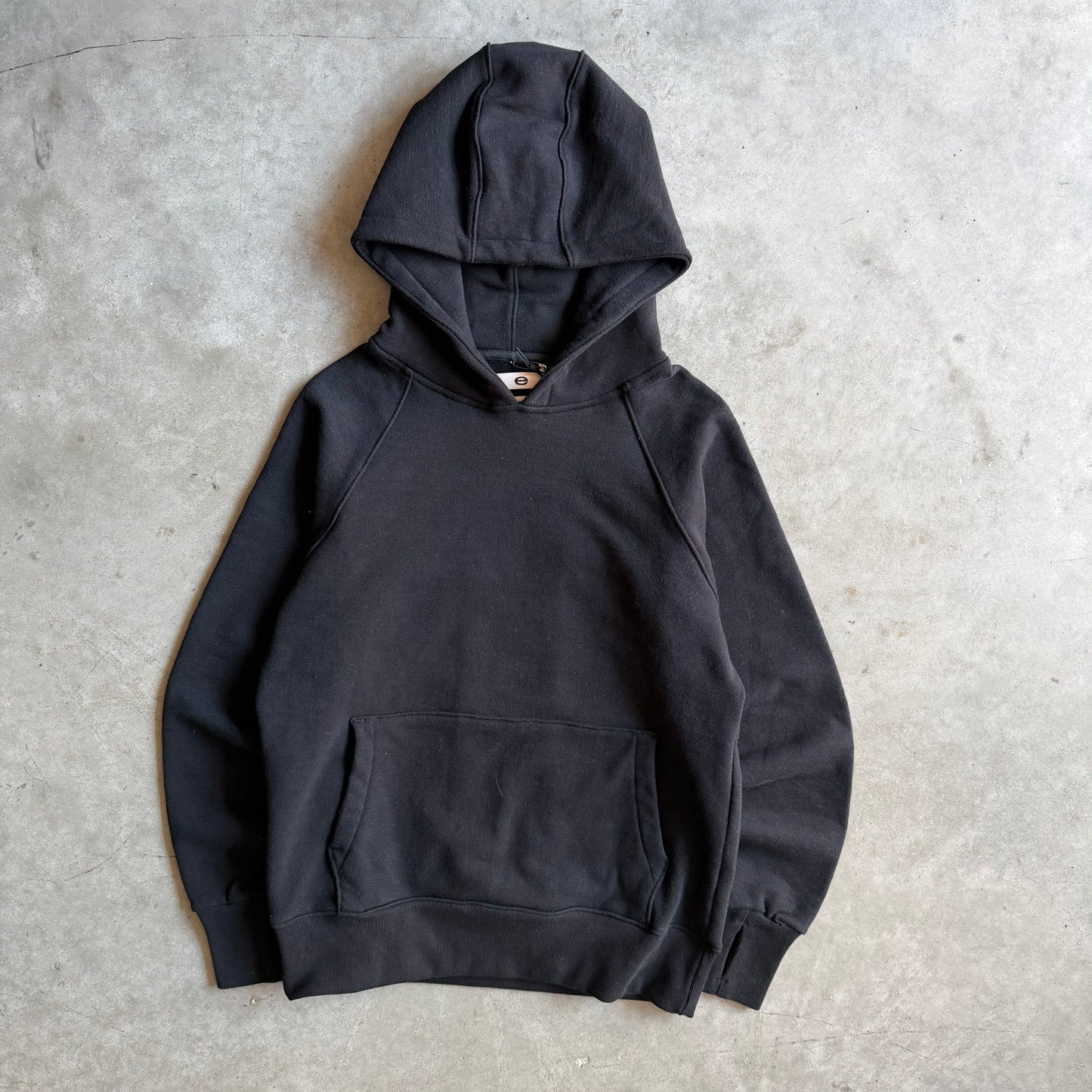 eforenything - Hood e (Black)