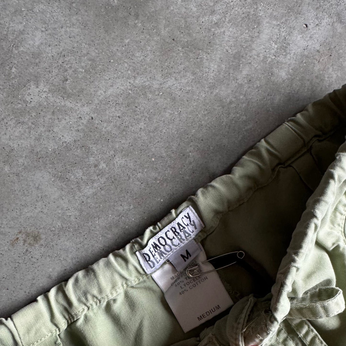 Women’s Vintage Green Cargo Capris