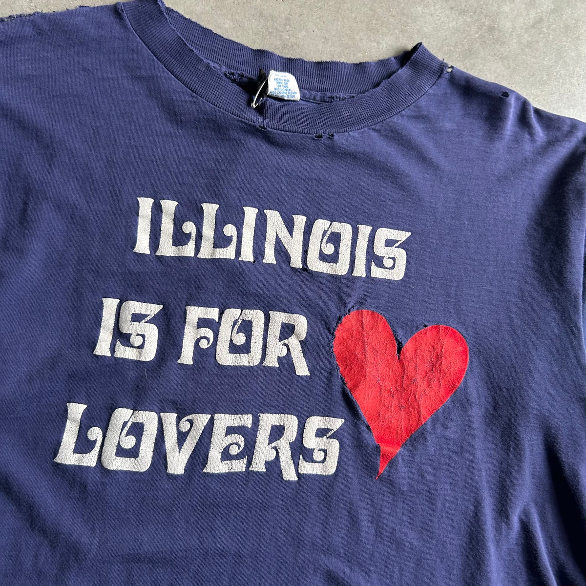 Vintage Thrashed Illinois Is For Lovers Navy T Shirt