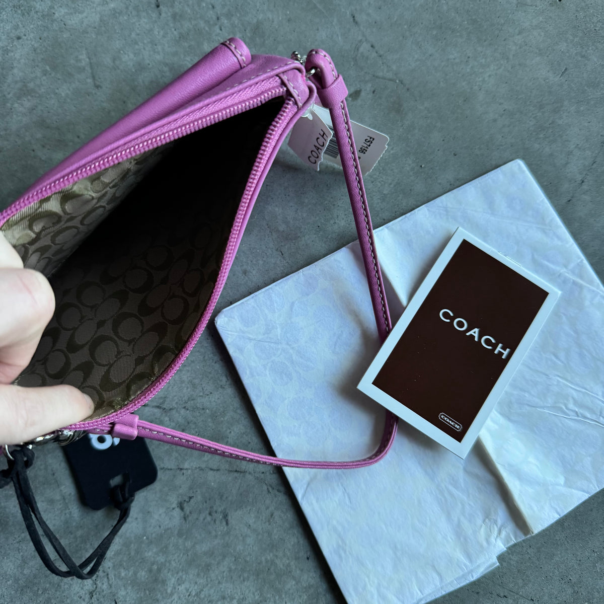 Y2K Coach Deadstock Long Soho Skinny Wristlet in Rasberry
