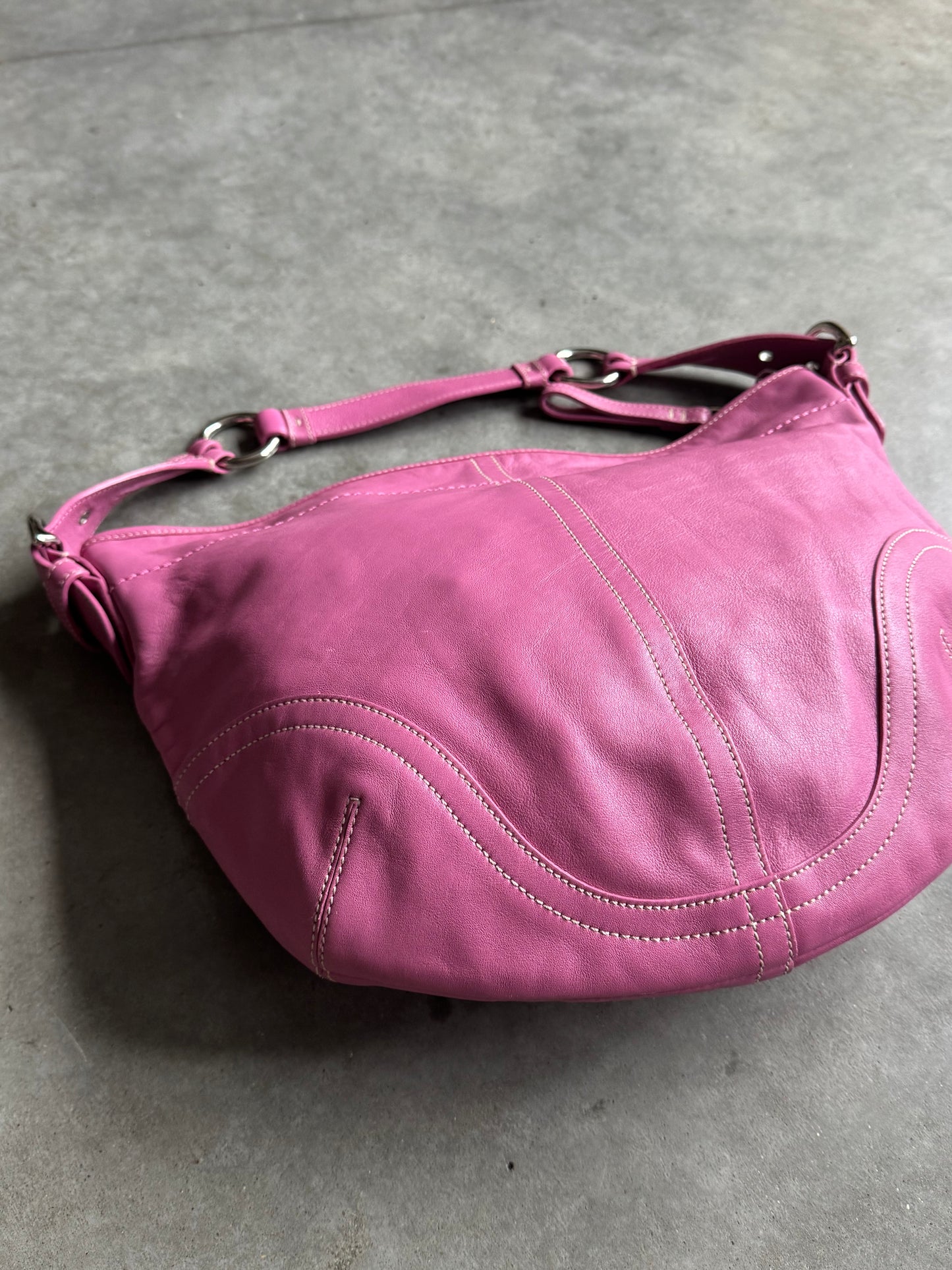 Y2K Coach Rare Barbie Pink Large Hobo Shoulder Bag Mint Condition