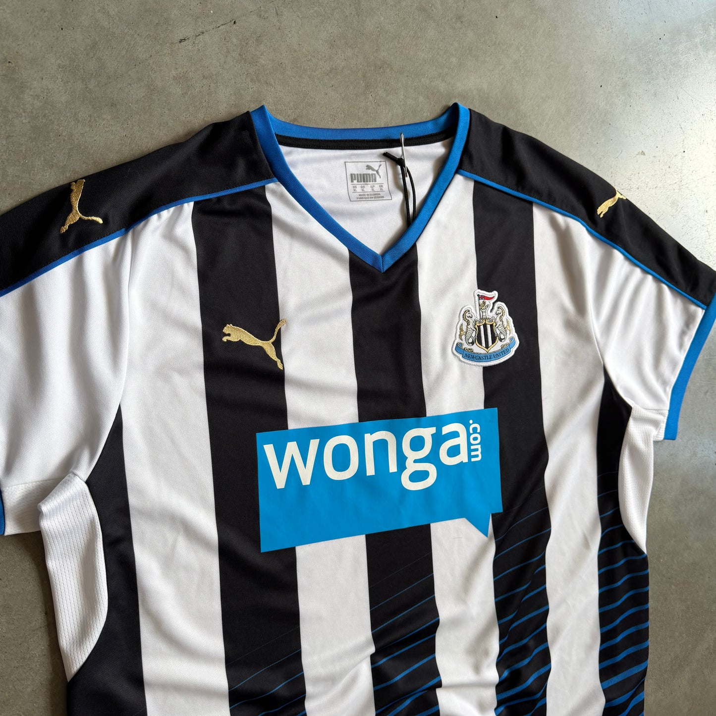 Puma Newcastle United 2015-16 Home Jersey