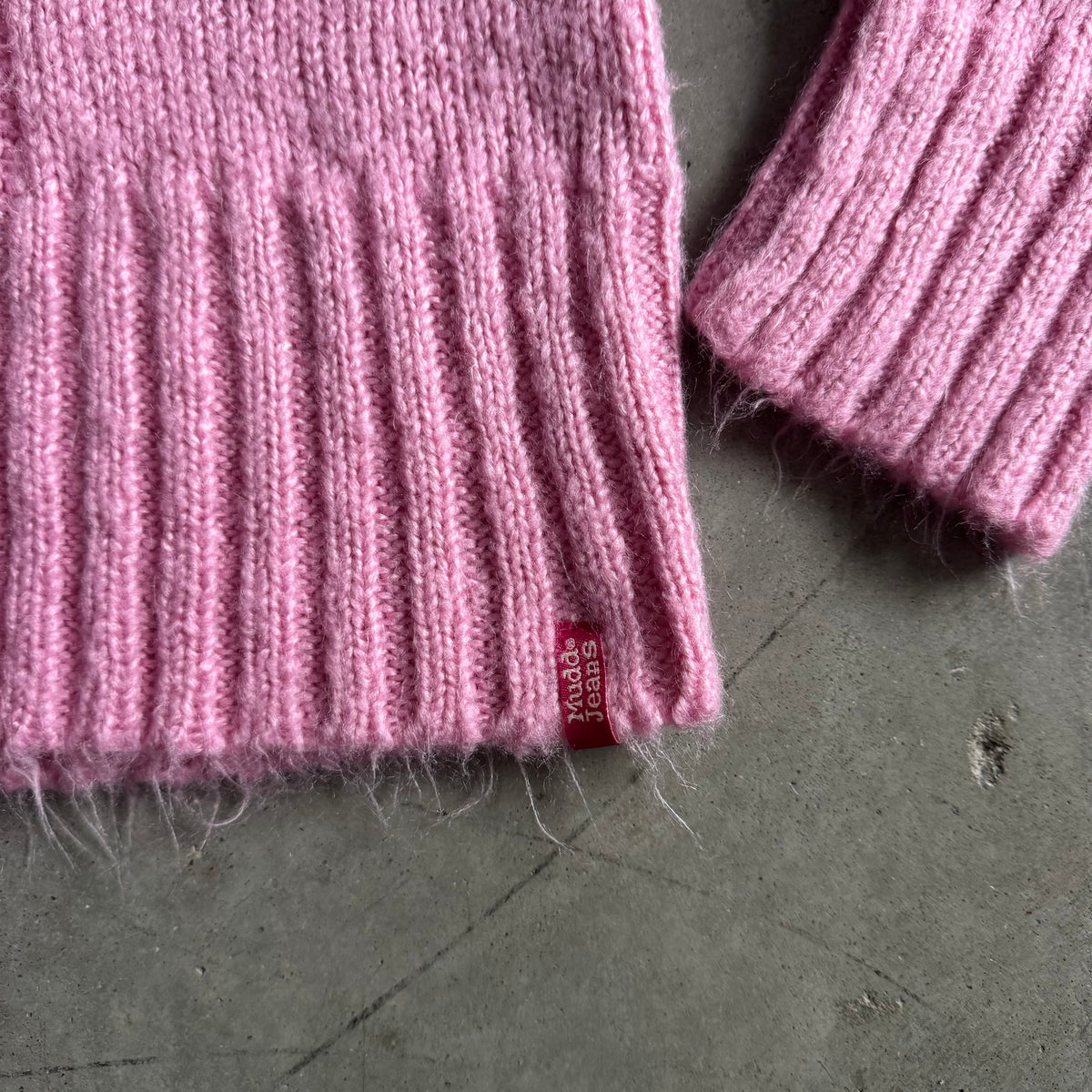 Women’s Y2K Mudd Baby Pink Sweater