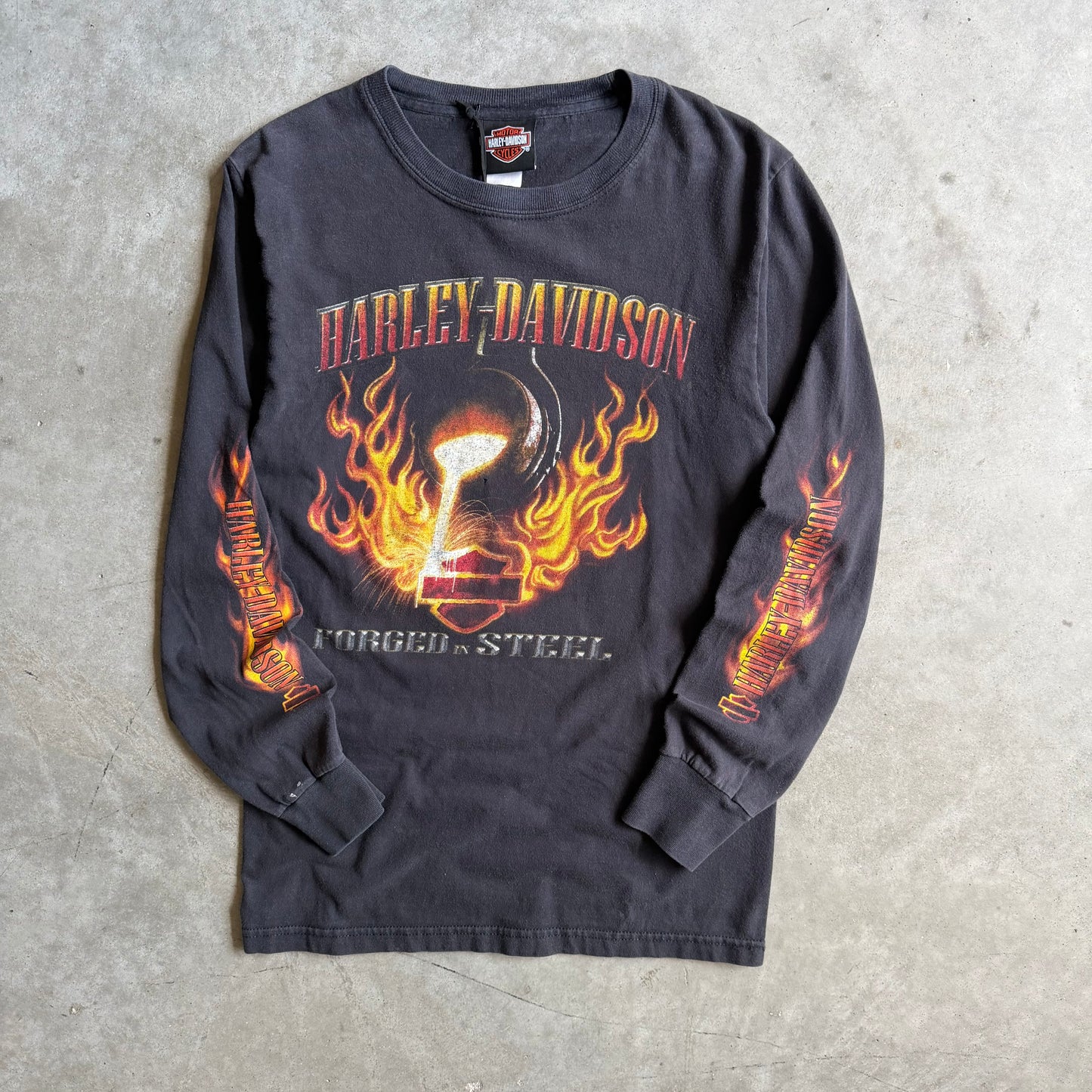 Y2K Harley Davidson ‘Forged In Steel’ Flame Sleeve Longsleeve