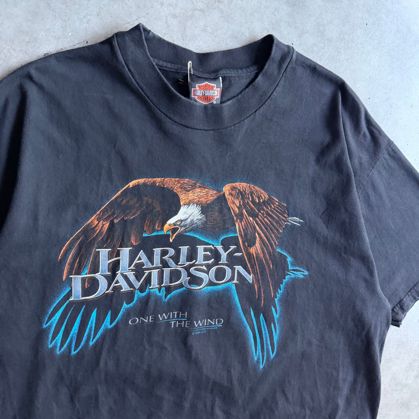 Vintage Hawaii Harley Davidson Eagle ‘One With The Wind’ Tee